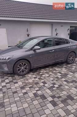 Ліфтбек Hyundai Ioniq 2019 в Житомирі