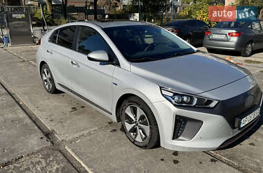 Хэтчбек Hyundai Ioniq 2018 в Запорожье Хэтчбек Hyundai Ioniq 2018 в Запорожье