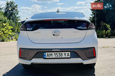 Лифтбек Hyundai Ioniq 2020 в 