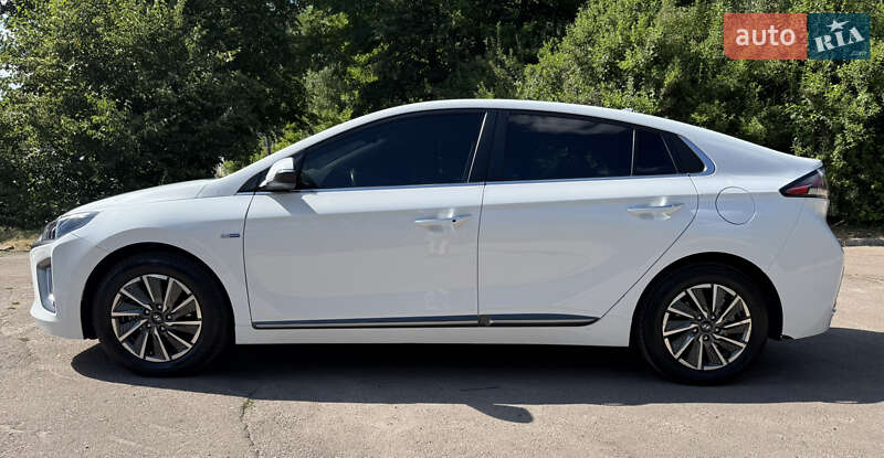 Ліфтбек Hyundai Ioniq 2020 в Житомирі фото 7 Ліфтбек Hyundai Ioniq 2020 в Житомирі