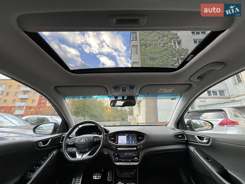 Хэтчбек Hyundai Ioniq 2019 в Луцке