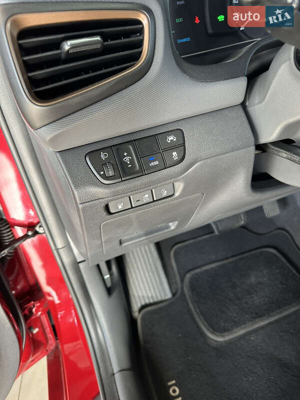 Лифтбек Hyundai Ioniq 2019 в Одессе фото 9 Лифтбек Hyundai Ioniq 2019 в Одессе