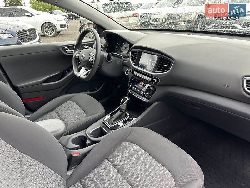 Хэтчбек Hyundai Ioniq 2018 в Ровно фото 9 Хэтчбек Hyundai Ioniq 2018 в Ровно