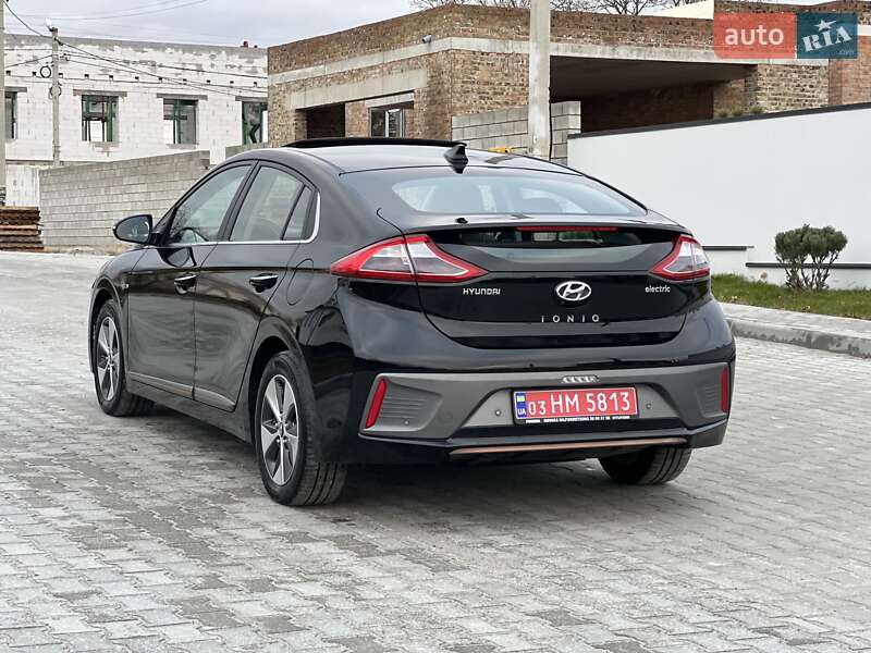 Хэтчбек Hyundai Ioniq 2017 в Ровно фото 13 Хэтчбек Hyundai Ioniq 2017 в Ровно