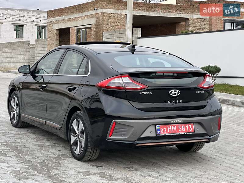 Хэтчбек Hyundai Ioniq 2017 в Ровно фото 15 Хэтчбек Hyundai Ioniq 2017 в Ровно