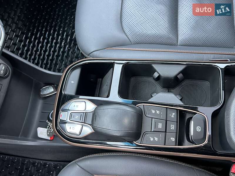 Хэтчбек Hyundai Ioniq 2017 в Ровно фото 33 Хэтчбек Hyundai Ioniq 2017 в Ровно
