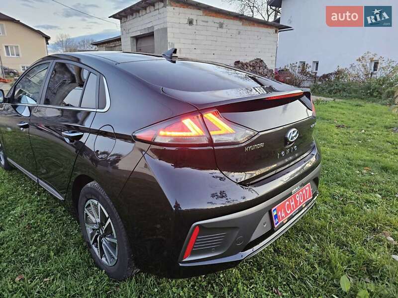 Лифтбек Hyundai Ioniq 2019 в Стрые фото 3 Лифтбек Hyundai Ioniq 2019 в Стрые
