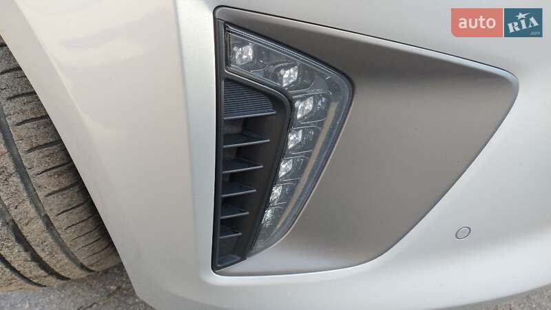 Хэтчбек Hyundai Ioniq 2016 в Умани