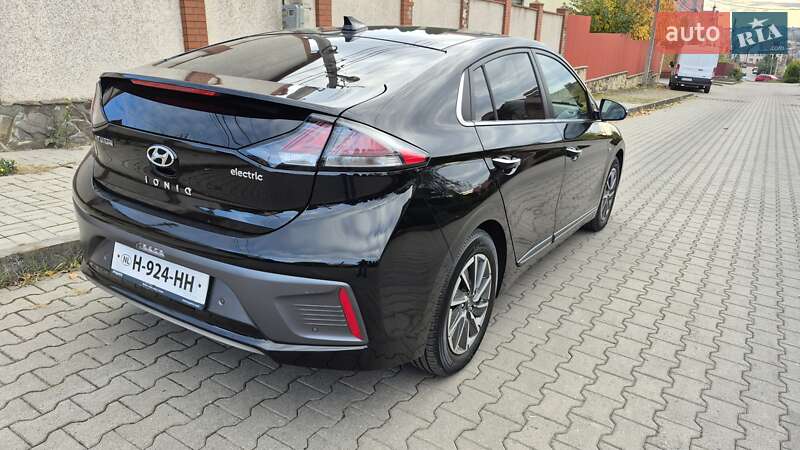 Лифтбек Hyundai Ioniq 2020 в Хмельницком фото 5 Лифтбек Hyundai Ioniq 2020 в Хмельницком