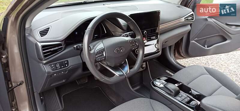 Лифтбек Hyundai Ioniq 2019 в Виннице