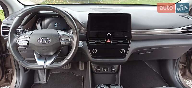 Лифтбек Hyundai Ioniq 2019 в Виннице