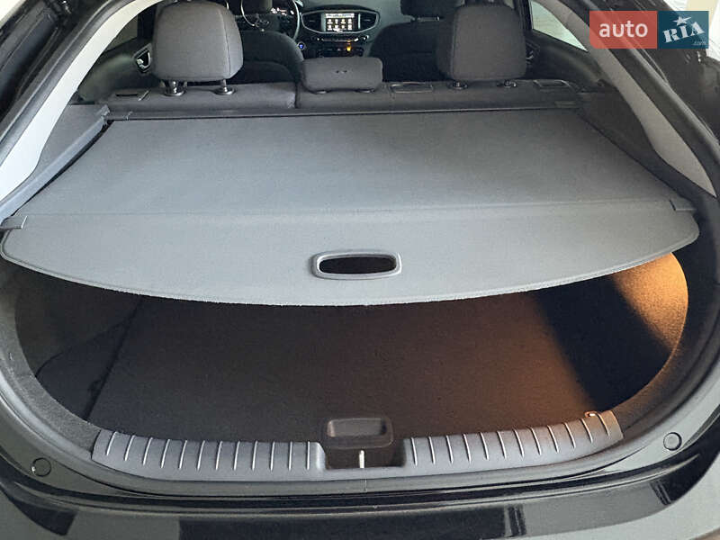 Хэтчбек Hyundai Ioniq 2019 в Кривом Роге фото 19 Хэтчбек Hyundai Ioniq 2019 в Кривом Роге