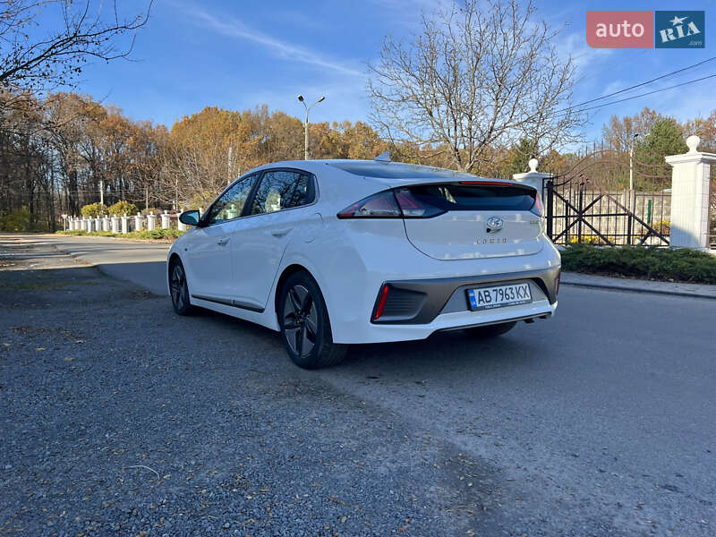 Хэтчбек Hyundai Ioniq 2019 в Виннице фото 7 Хэтчбек Hyundai Ioniq 2019 в Виннице