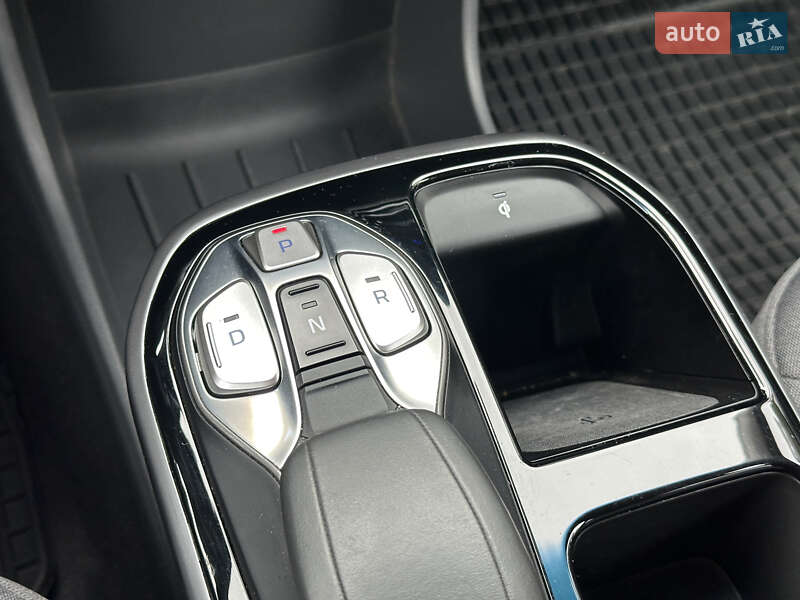 Лифтбек Hyundai Ioniq 2019 в Ковеле фото 87 Лифтбек Hyundai Ioniq 2019 в Ковеле