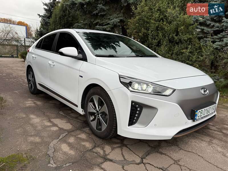 Лифтбек Hyundai Ioniq 2019 в Нежине фото Лифтбек Hyundai Ioniq 2019 в Нежине