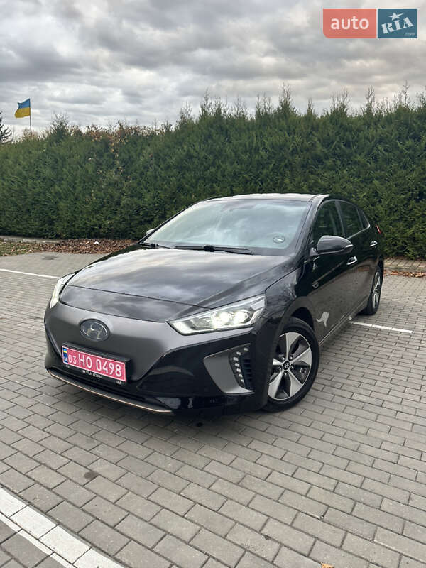 Хэтчбек Hyundai Ioniq 2017 в Луцке фото 33 Хэтчбек Hyundai Ioniq 2017 в Луцке