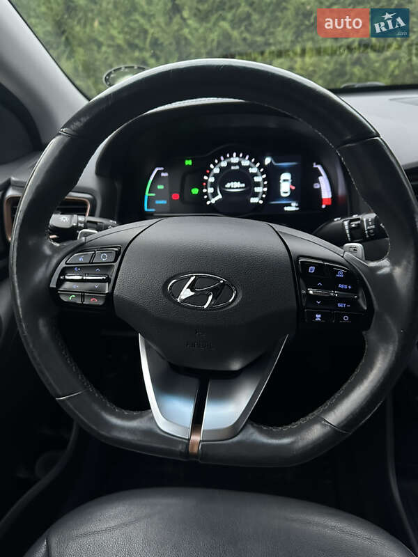 Хэтчбек Hyundai Ioniq 2017 в Луцке фото 78 Хэтчбек Hyundai Ioniq 2017 в Луцке