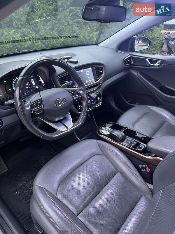 Хэтчбек Hyundai Ioniq 2017 в Луцке фото 96 Хэтчбек Hyundai Ioniq 2017 в Луцке