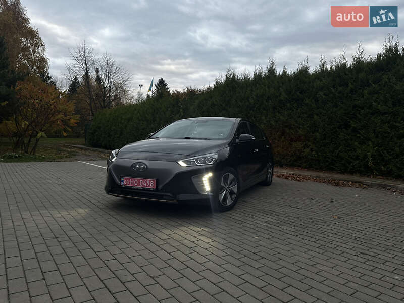 Хэтчбек Hyundai Ioniq 2017 в Луцке фото 101 Хэтчбек Hyundai Ioniq 2017 в Луцке