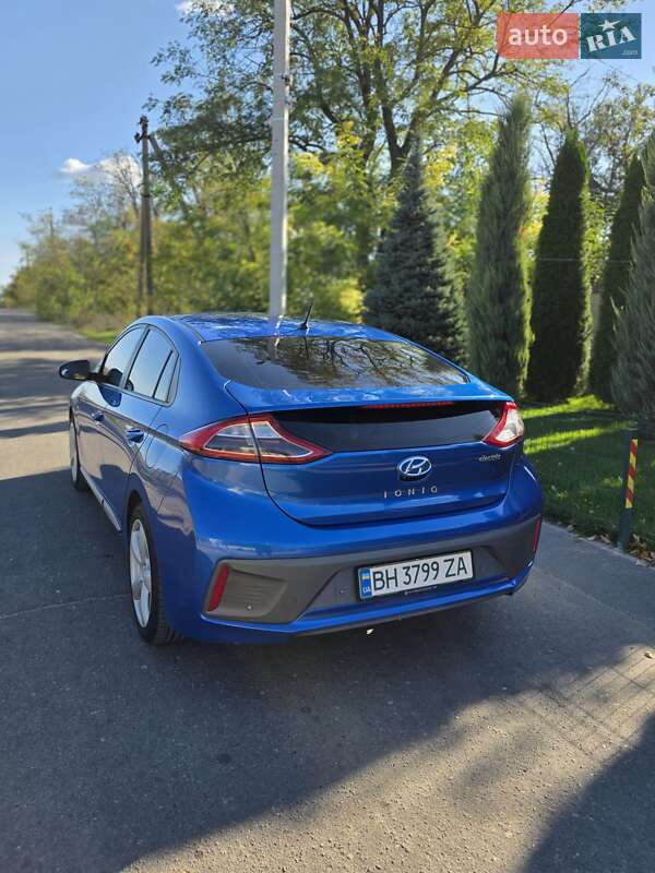 Хэтчбек Hyundai Ioniq 2017 в Белгороде-Днестровском фото 13 Хэтчбек Hyundai Ioniq 2017 в Белгороде-Днестровском