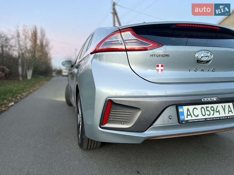 Хэтчбек Hyundai Ioniq 2016 в Владимире