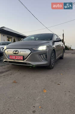 Лифтбек Hyundai Ioniq 2020 в Ровно