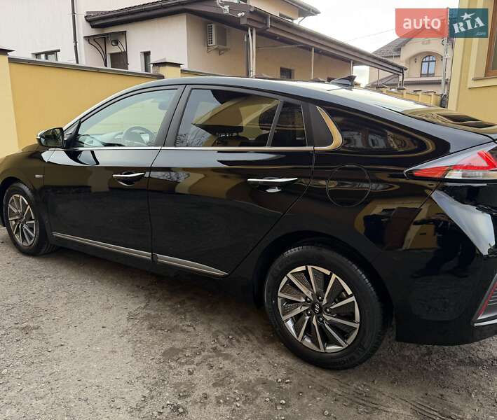 Лифтбек Hyundai Ioniq 2020 в Львове фото 6 Лифтбек Hyundai Ioniq 2020 в Львове