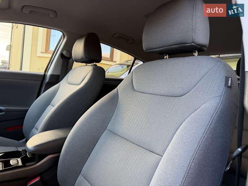 Лифтбек Hyundai Ioniq 2020 в Львове фото 54 Лифтбек Hyundai Ioniq 2020 в Львове