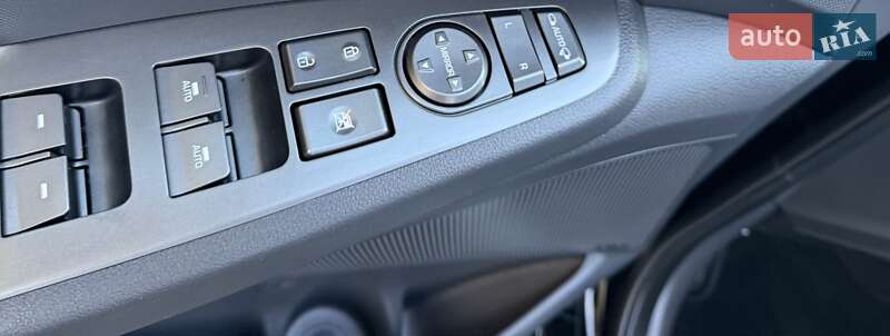 Лифтбек Hyundai Ioniq 2020 в Львове фото 79 Лифтбек Hyundai Ioniq 2020 в Львове