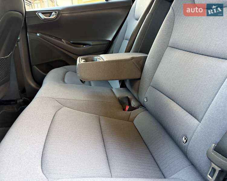 Лифтбек Hyundai Ioniq 2020 в Львове фото 121 Лифтбек Hyundai Ioniq 2020 в Львове