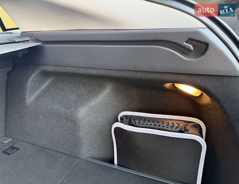 Лифтбек Hyundai Ioniq 2020 в Львове фото 141 Лифтбек Hyundai Ioniq 2020 в Львове