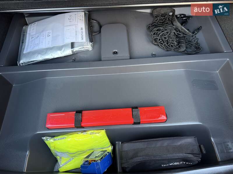 Лифтбек Hyundai Ioniq 2020 в Львове фото 143 Лифтбек Hyundai Ioniq 2020 в Львове