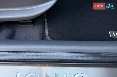 Лифтбек Hyundai Ioniq 2020 в Львове