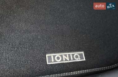 Лифтбек Hyundai Ioniq 2020 в Львове