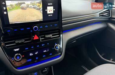 Лифтбек Hyundai Ioniq 2020 в Львове