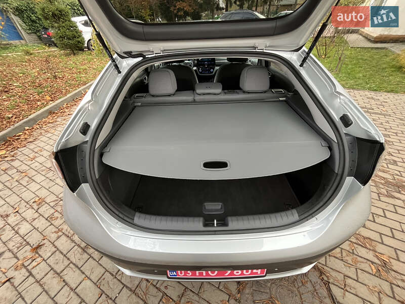 Лифтбек Hyundai Ioniq 2020 в Луцке