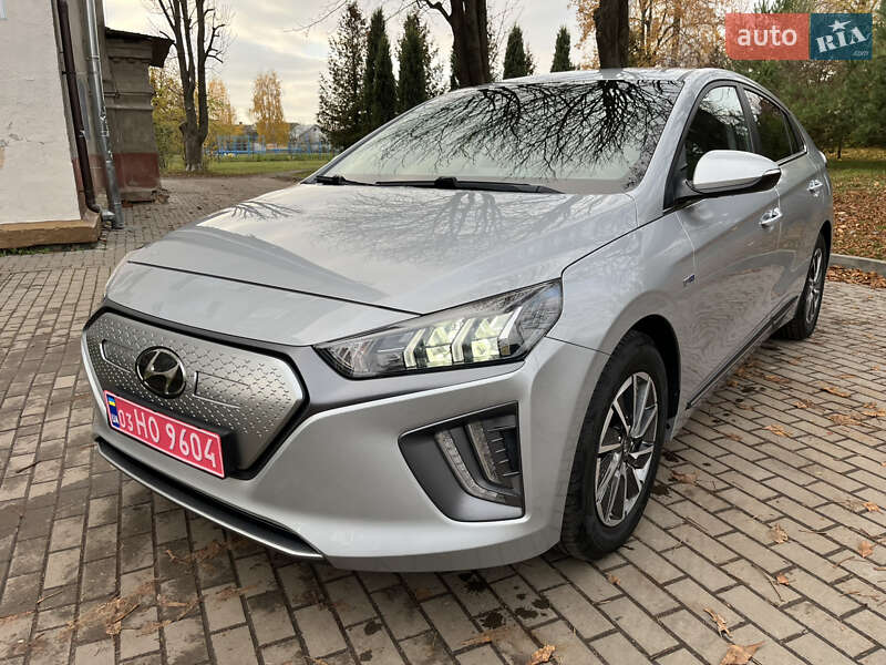 Лифтбек Hyundai Ioniq 2020 в Луцке