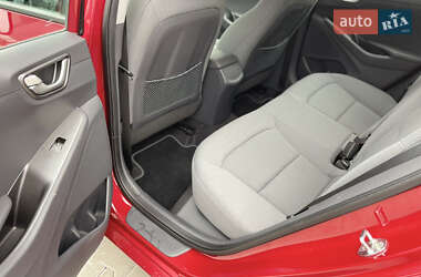 Лифтбек Hyundai Ioniq 2022 в Кропивницком