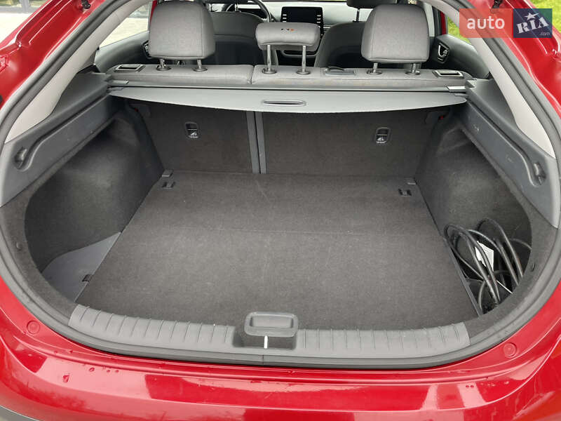 Лифтбек Hyundai Ioniq 2022 в Кропивницком фото 18 Лифтбек Hyundai Ioniq 2022 в Кропивницком