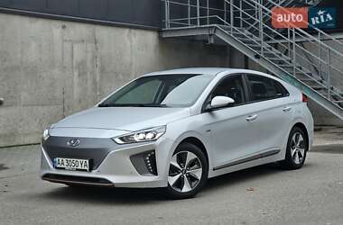 Лифтбек Hyundai Ioniq 2019 в Киеве