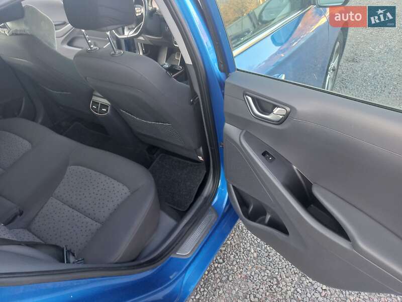 Хетчбек Hyundai Ioniq 2017 в Шептицькому