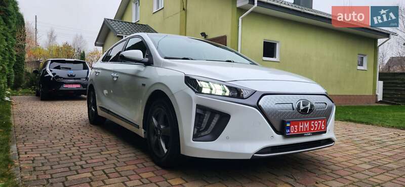 Лифтбек Hyundai Ioniq 2020 в Ровно