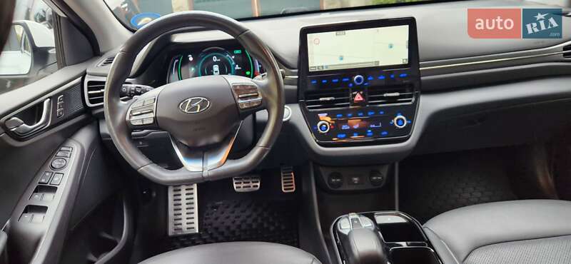 Лифтбек Hyundai Ioniq 2020 в Ровно
