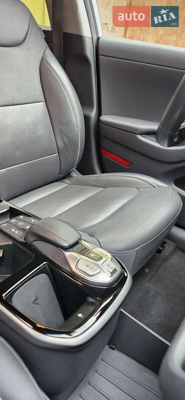 Лифтбек Hyundai Ioniq 2020 в Ровно