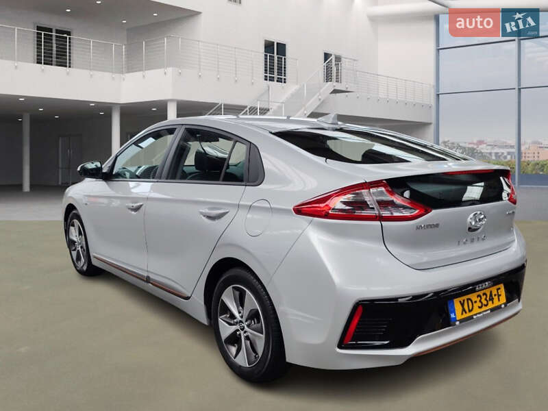 Hyundai Ioniq 2018 Hyundai Ioniq 2018