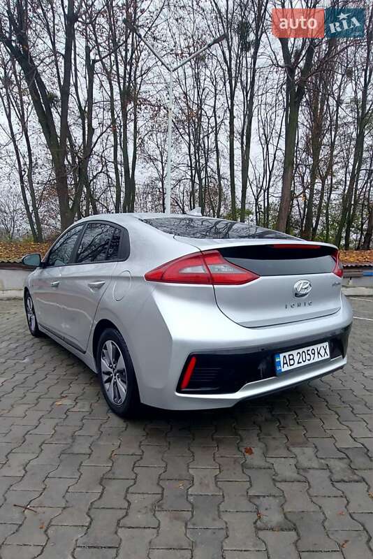 Лифтбек Hyundai Ioniq 2019 в Виннице фото 11 Лифтбек Hyundai Ioniq 2019 в Виннице