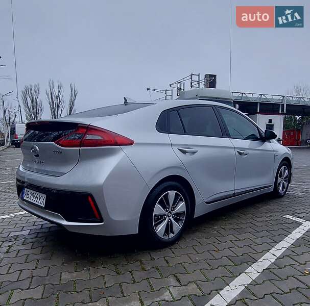 Лифтбек Hyundai Ioniq 2019 в Виннице фото 14 Лифтбек Hyundai Ioniq 2019 в Виннице