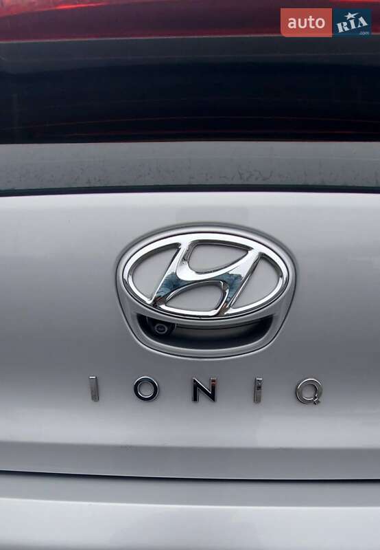 Лифтбек Hyundai Ioniq 2019 в Виннице фото 23 Лифтбек Hyundai Ioniq 2019 в Виннице