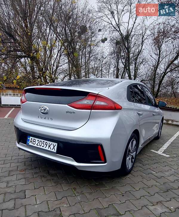 Лифтбек Hyundai Ioniq 2019 в Виннице фото 25 Лифтбек Hyundai Ioniq 2019 в Виннице