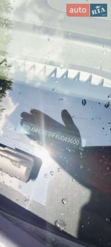 Хэтчбек Hyundai Ioniq 2019 в Маневичах